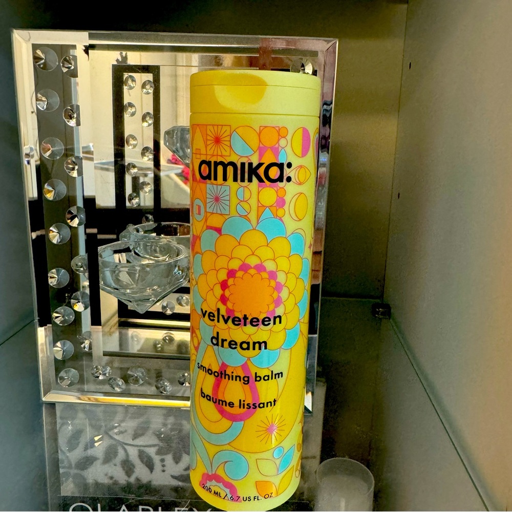 Amika Velveteen Dream Smoothing Balm